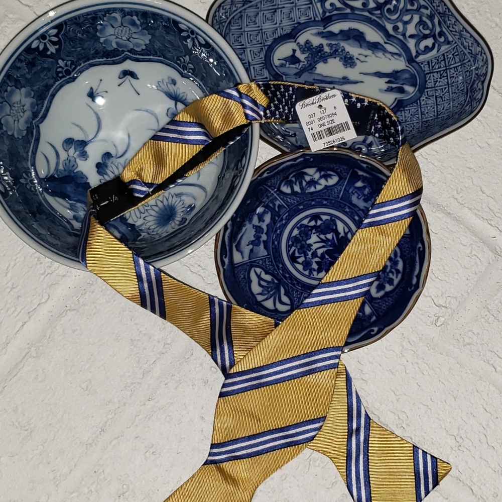 Brooks Brothers Novelty Octopus Bow Tie